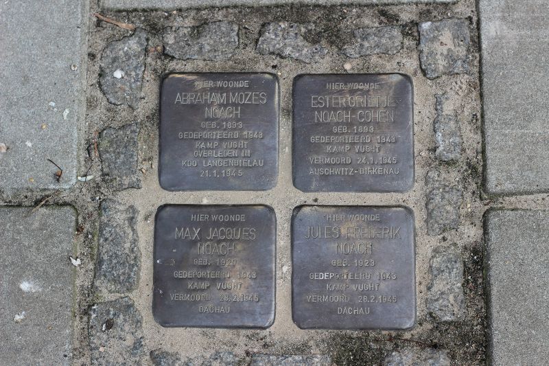 Foto: Stolpersteine Sint Catharinastraat 4