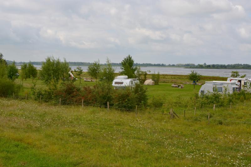 Foto: Natuurkampeerterrein De Knotwilg