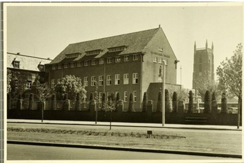 Foto: Luisterplek 208 - Hoog bezoek