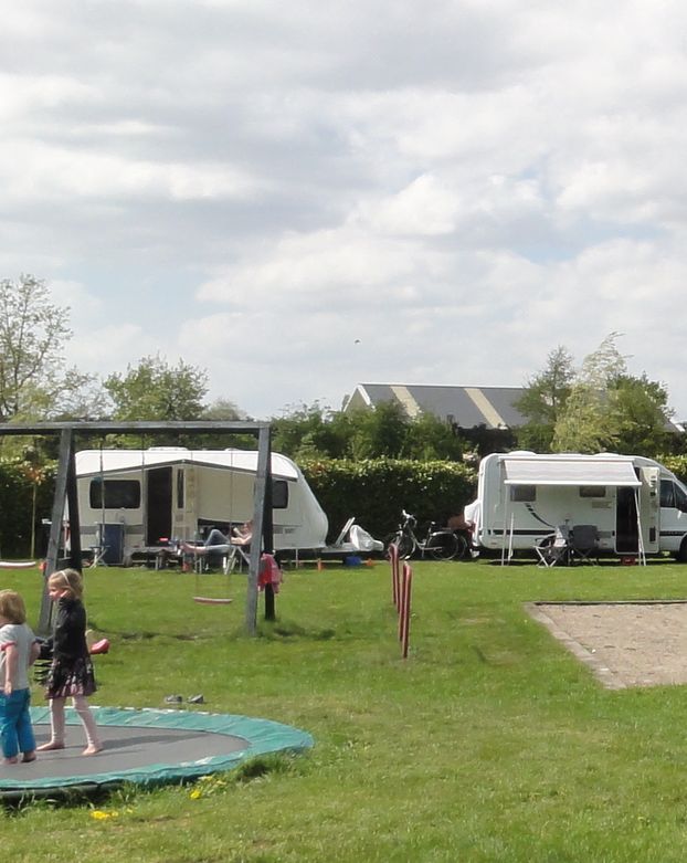 Foto: Camping/Recreatieboerderij & Terras/Boerderijwinkel Johan en Caroline