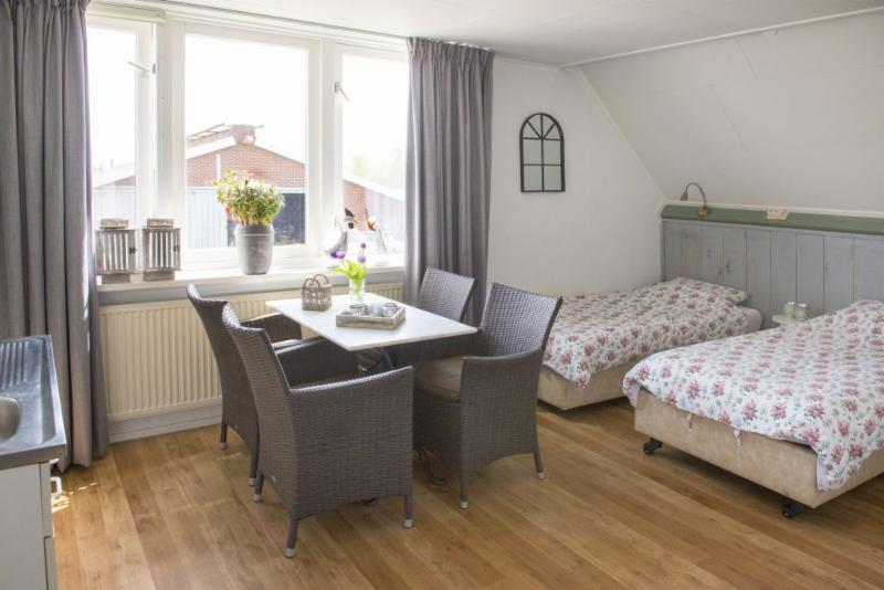 Bed en Breakfast & Camping De Boterbloem