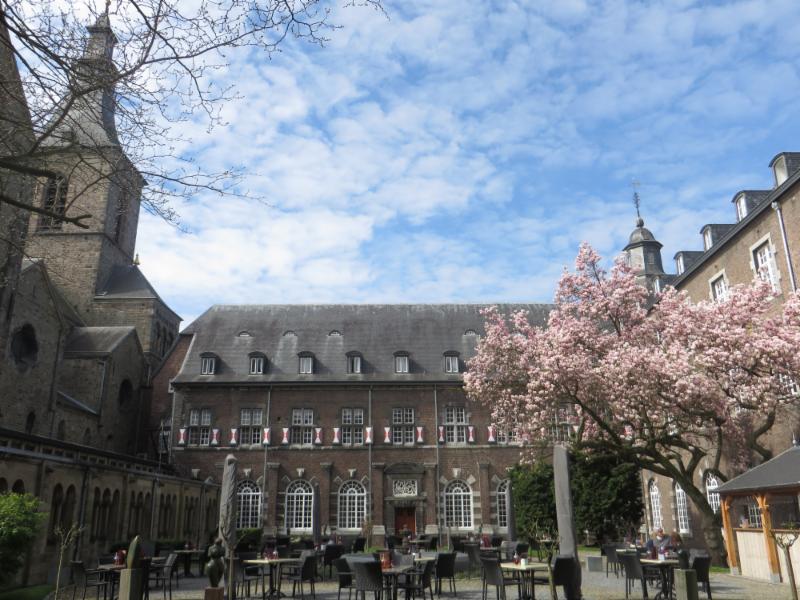 Foto: Fietsterras Abdij Rolduc