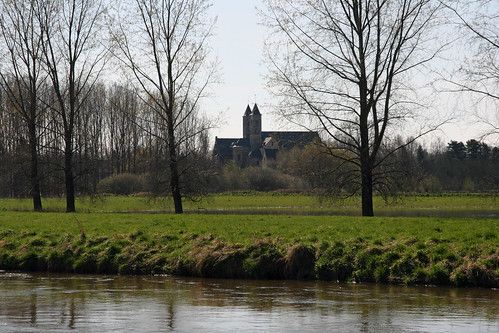 Foto: Geluksplek 9 Roerdalen: De Torens van de Basiliek